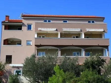 In With Sea View, Terrace, Air Conditioning, Wifi 4675-6 Apartman *
